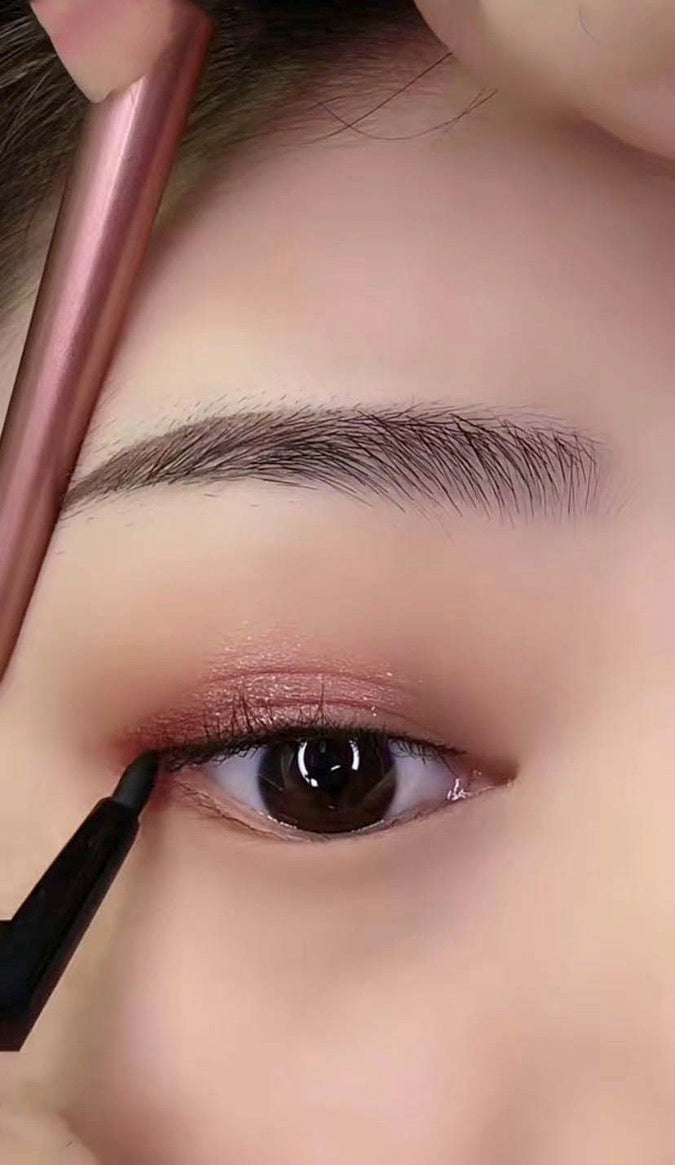 Eyeliner glue pen, Not easy to stain, waterproof for a long time |jiew82633