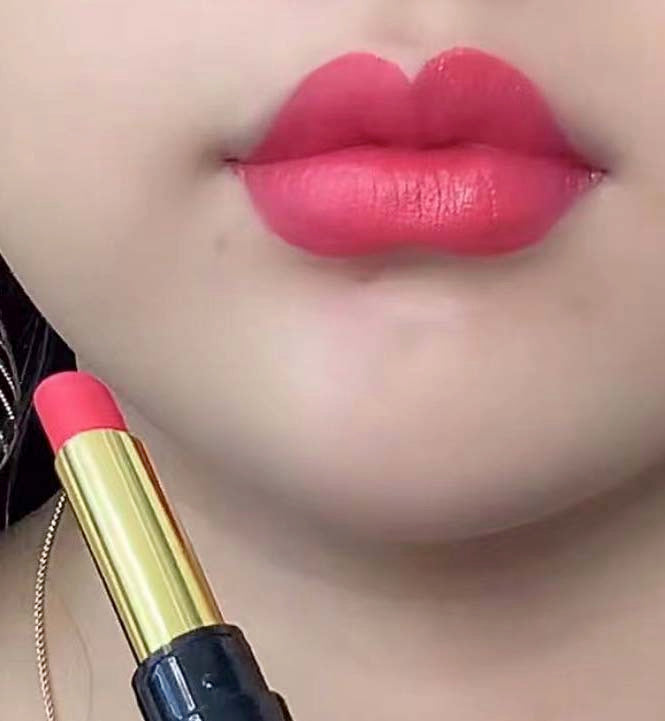 1,,pen lipstick|double lipstick|FloweryConcubine