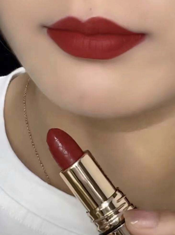 1 color lipstick